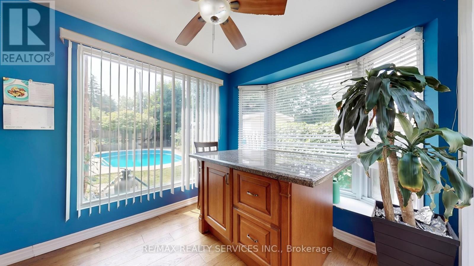 Photo 19 of 14 Myna Court, Brampton ON