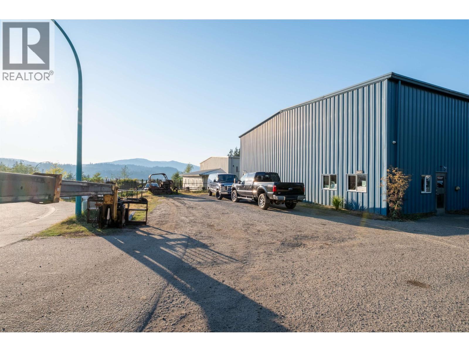 5480 SECHELT INLET CRESCENT, Sechelt