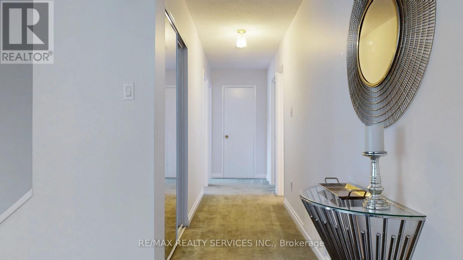 Photo 7 of 27 Glenforest Road, Brampton ON