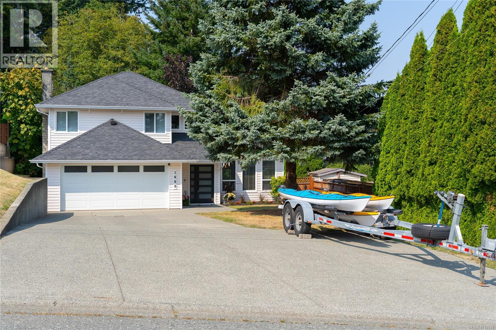 Photo 3 of 1680 Meadowbrook Dr, Campbell River BC