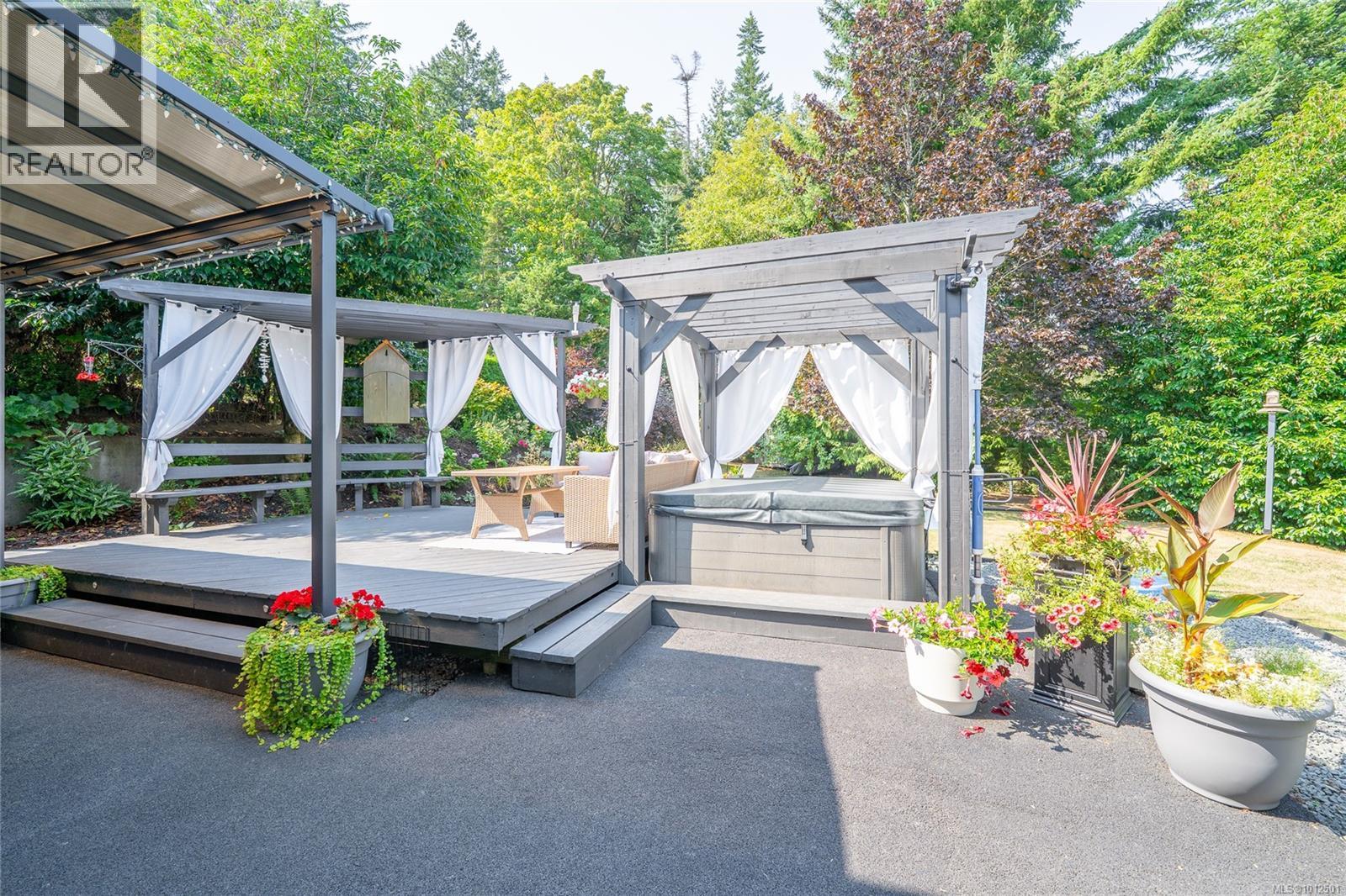 Photo 31 of 1680 Meadowbrook Dr, Campbell River BC