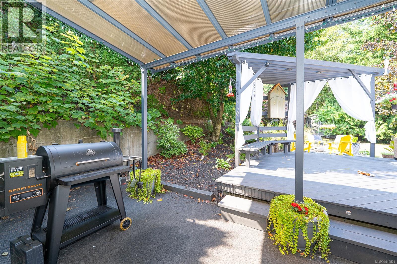 Photo 32 of 1680 Meadowbrook Dr, Campbell River BC