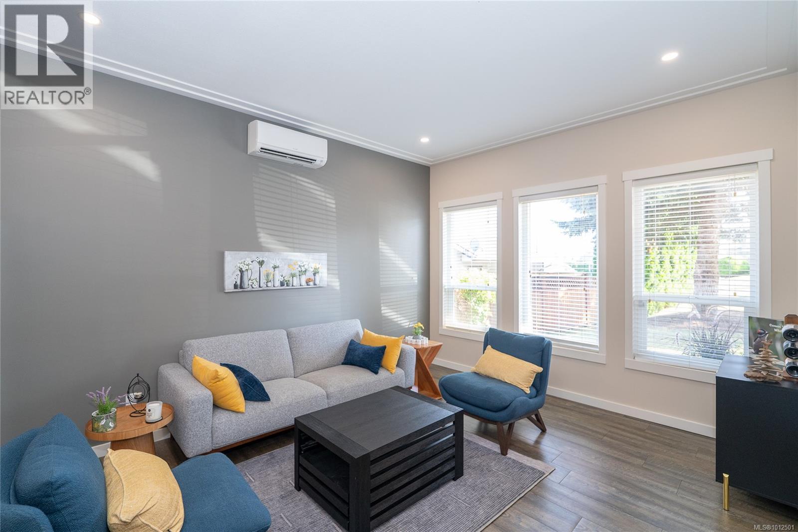 Photo 7 of 1680 Meadowbrook Dr, Campbell River BC