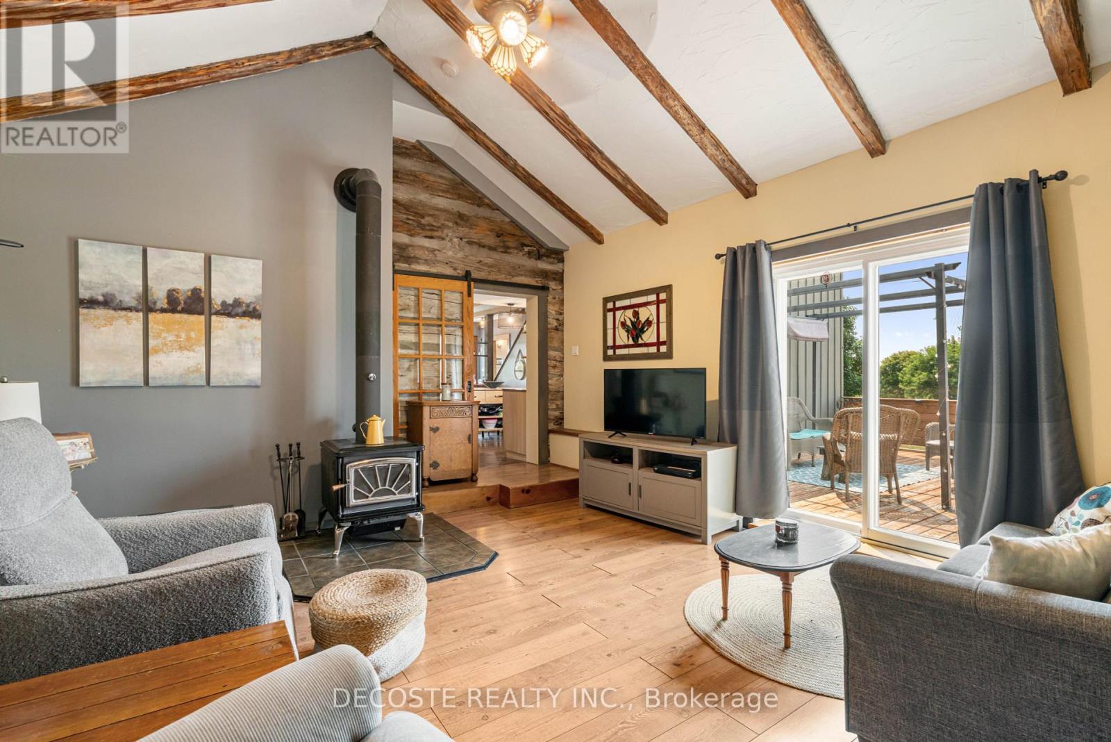 Photo 21 of 21695 Laggan Glenelg Road, North Glengarry ON