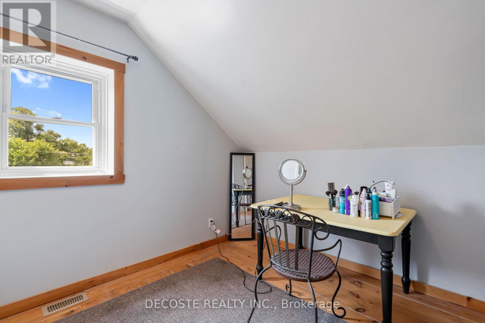 Photo 25 of 21695 Laggan Glenelg Road, North Glengarry ON