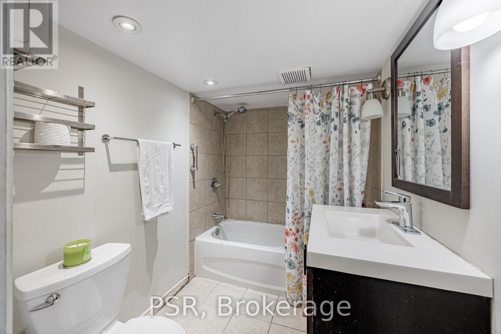 Photo 10 of 285 Robina Avenue, Toronto ON