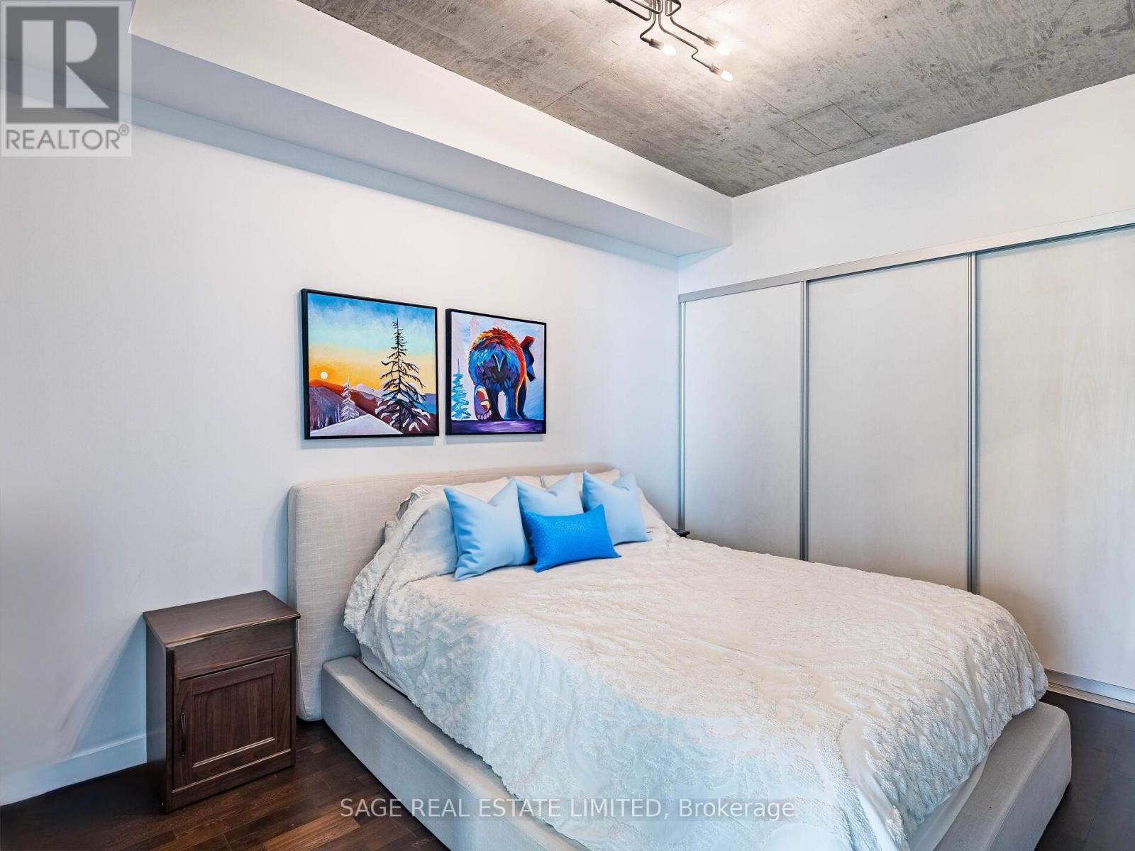 Photo 10 of 404 75 Portland Street, Toronto ON