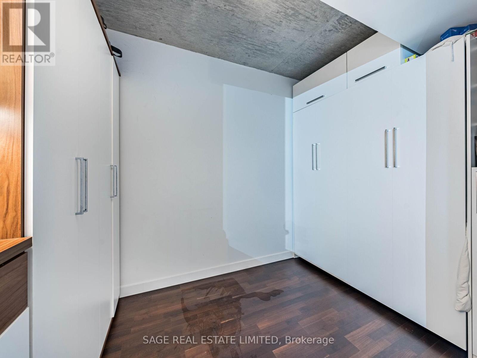 Photo 14 of 404 75 Portland Street, Toronto ON