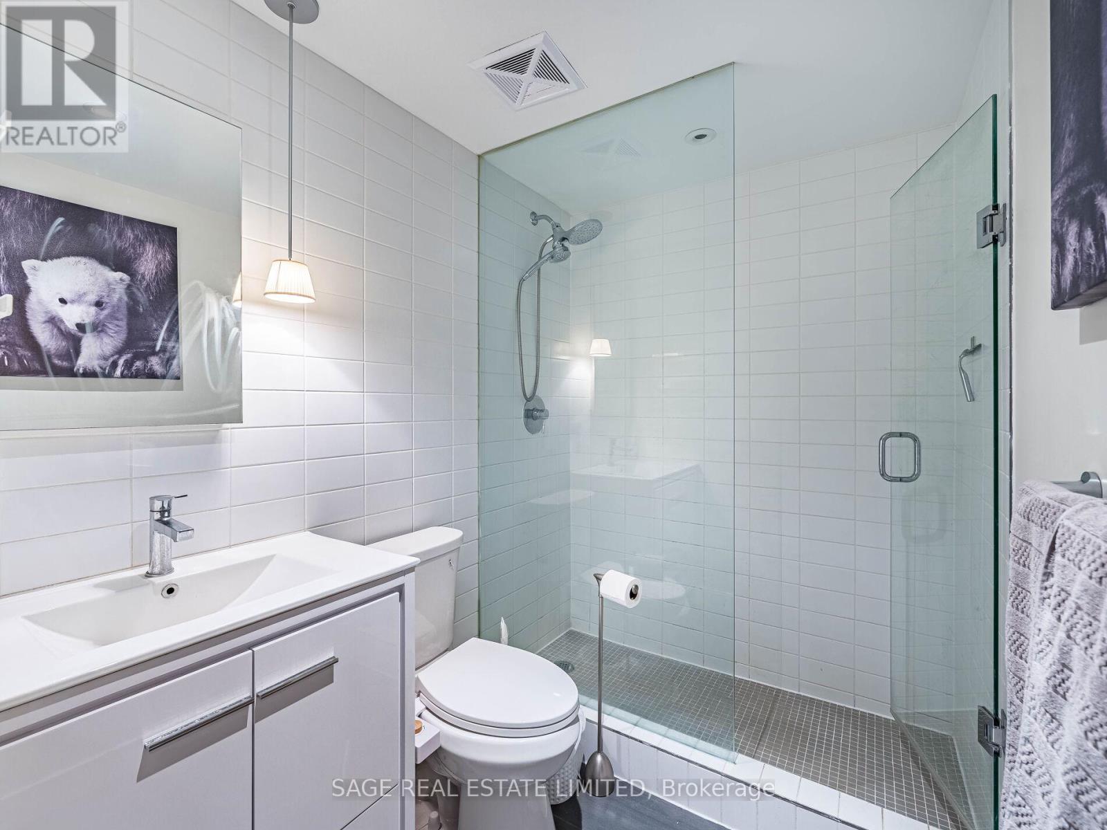 Photo 16 of 404 75 Portland Street, Toronto ON