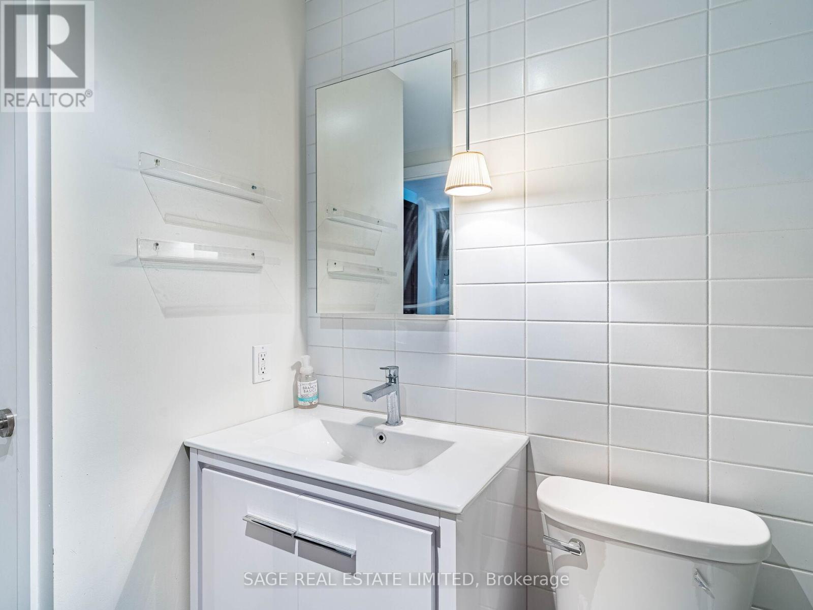 Photo 17 of 404 75 Portland Street, Toronto ON
