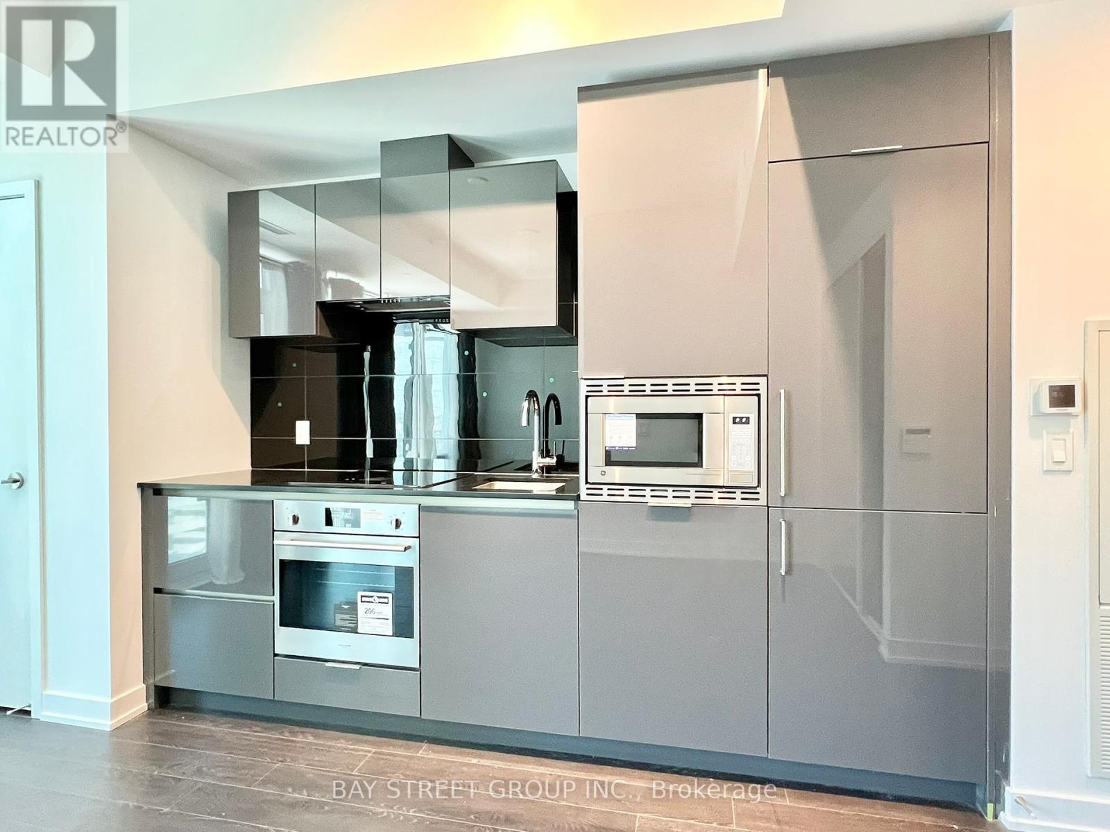Photo 10 of 1618 121 St Patrick Street, Toronto ON