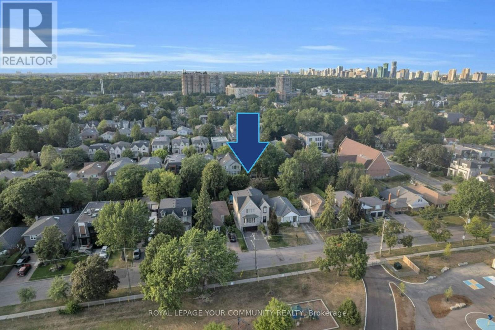 Photo 12 of 144 Haddington Avenue, Toronto ON