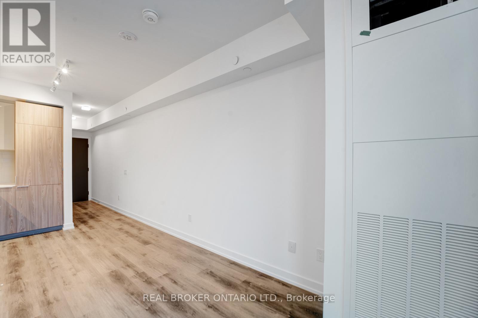 Photo 14 of Lph 16 28 Eastern Avenue, Toronto ON