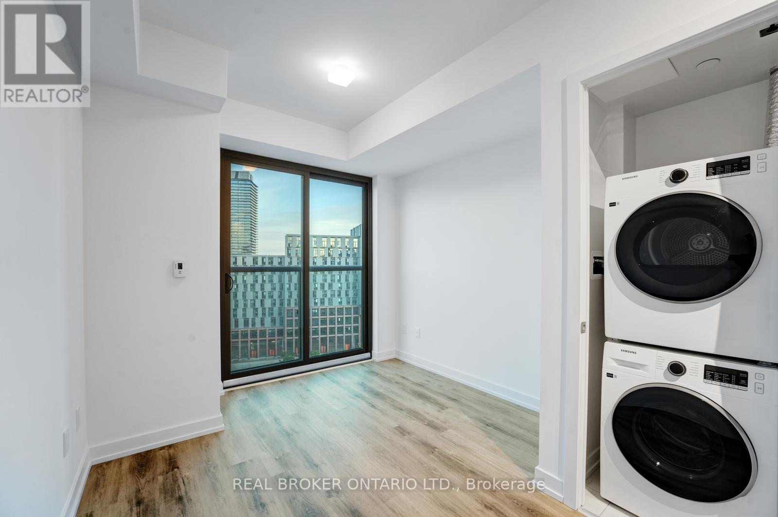 Photo 17 of Lph 16 28 Eastern Avenue, Toronto ON