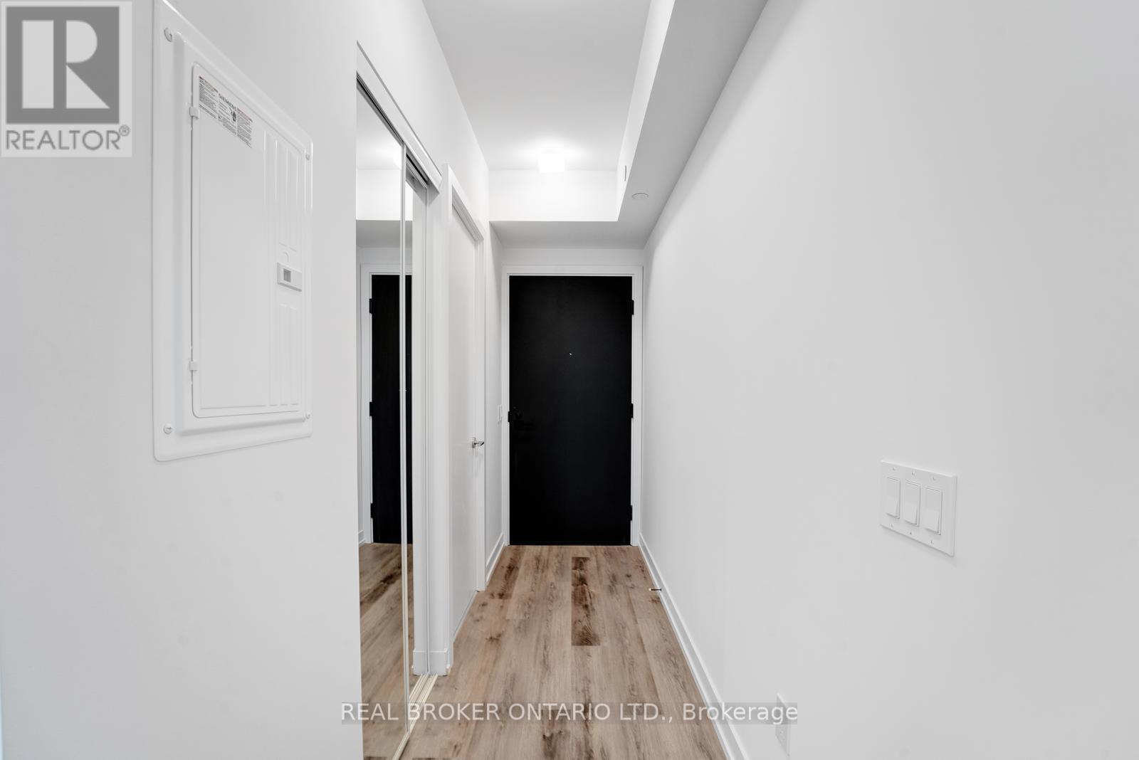 Photo 22 of Lph 16 28 Eastern Avenue, Toronto ON