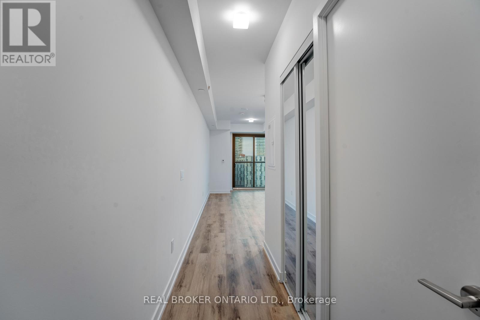 Photo 23 of Lph 16 28 Eastern Avenue, Toronto ON