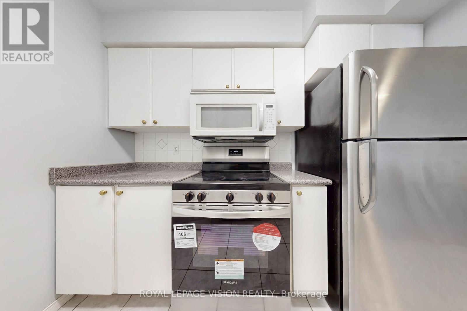 Photo 29 of 1905 3 Pemberton Avenue, Toronto ON