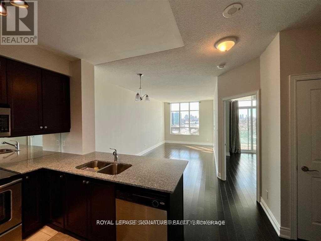 Photo 2 of 1705 10 Bloorview Place, Toronto ON