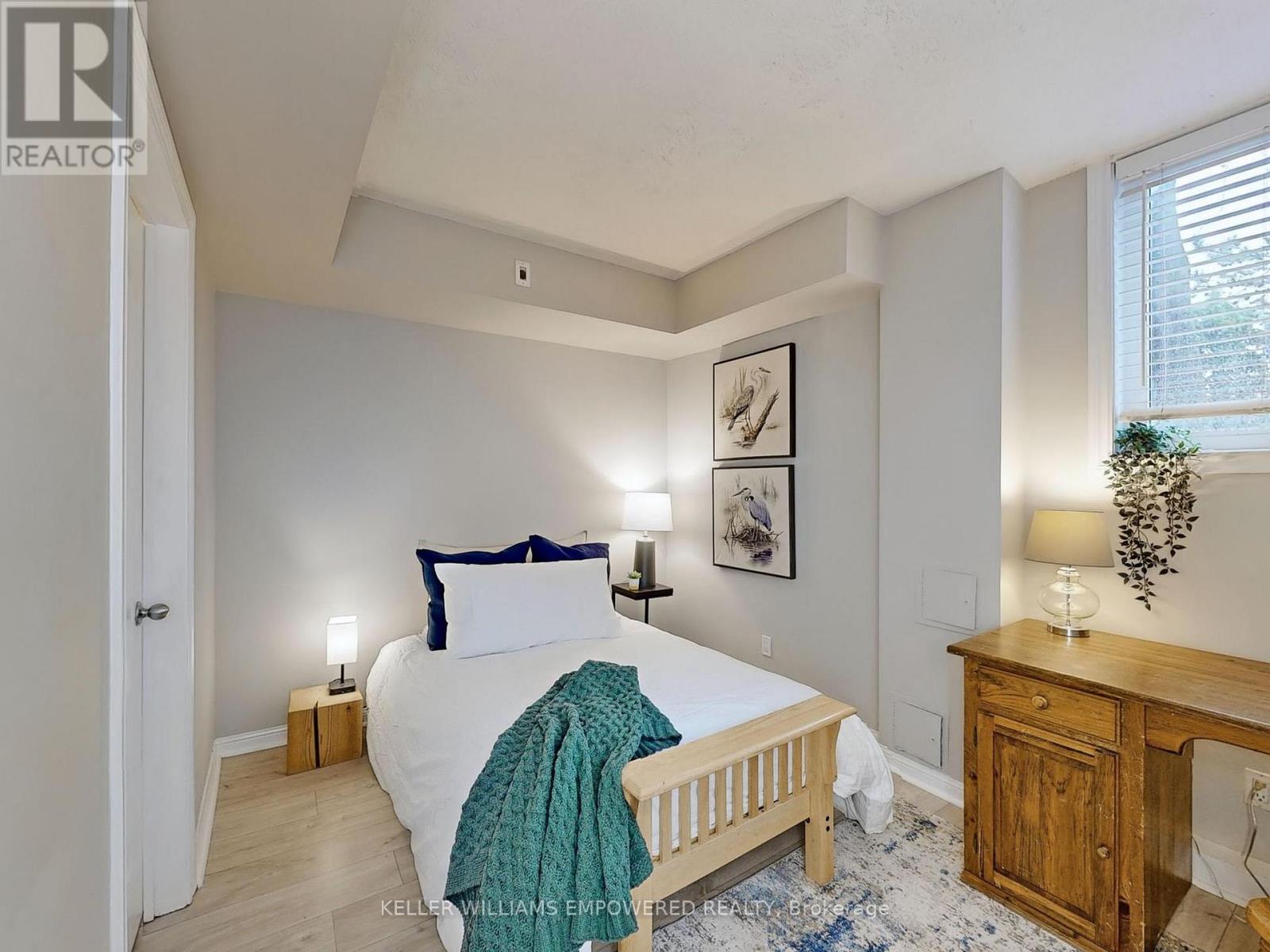 Photo 17 of 701 7 Sudbury Street N, Toronto ON