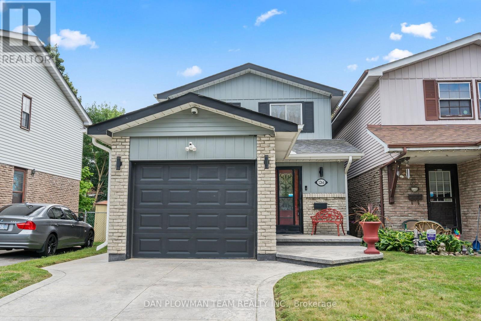 Photo 1 of 1264 Venus Crescent, Oshawa ON