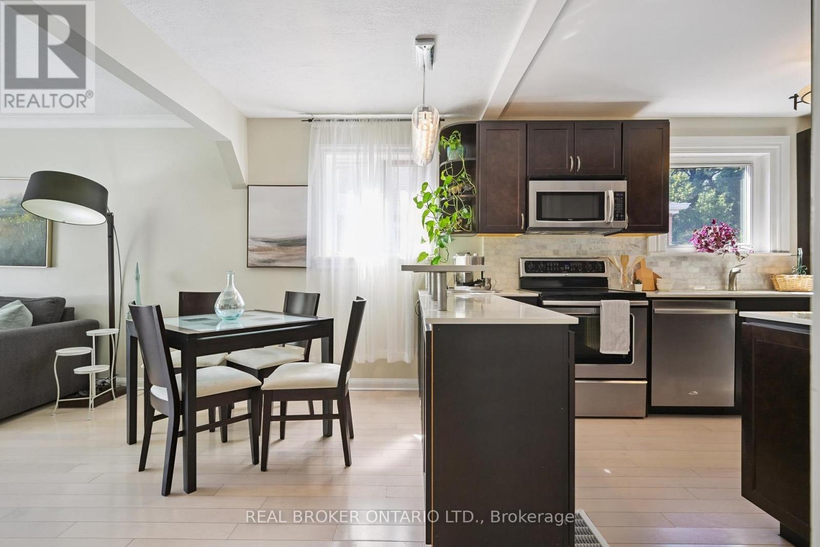 Photo 10 of 28 Galbraith Avenue, Toronto ON