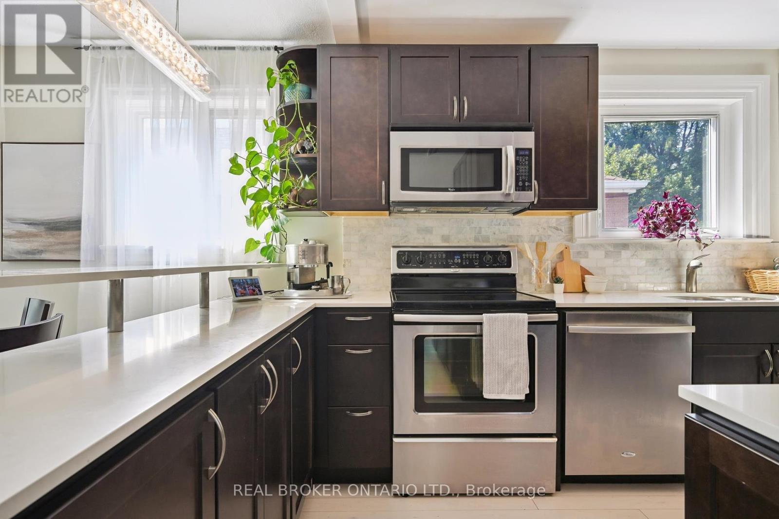 Photo 12 of 28 Galbraith Avenue, Toronto ON
