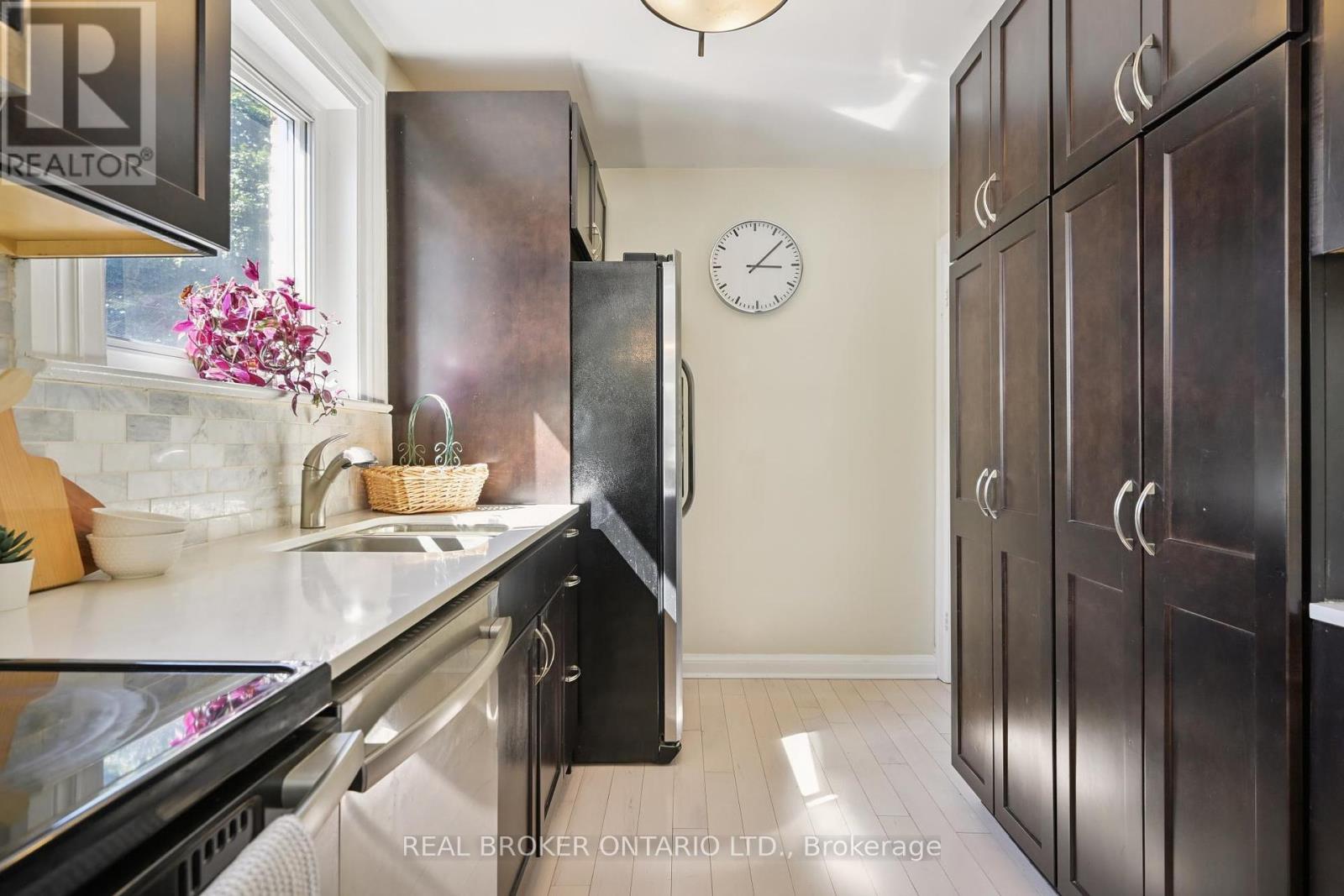Photo 13 of 28 Galbraith Avenue, Toronto ON