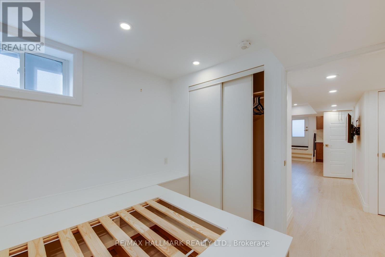Photo 9 of Lower 210 Parkmount Road, Toronto ON