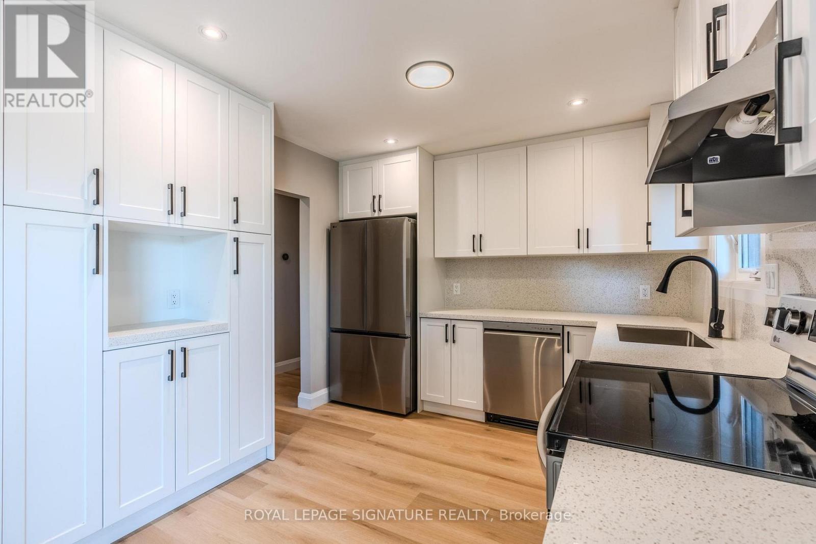 Photo 13 of Main 1337 Cedar Street, Oshawa ON