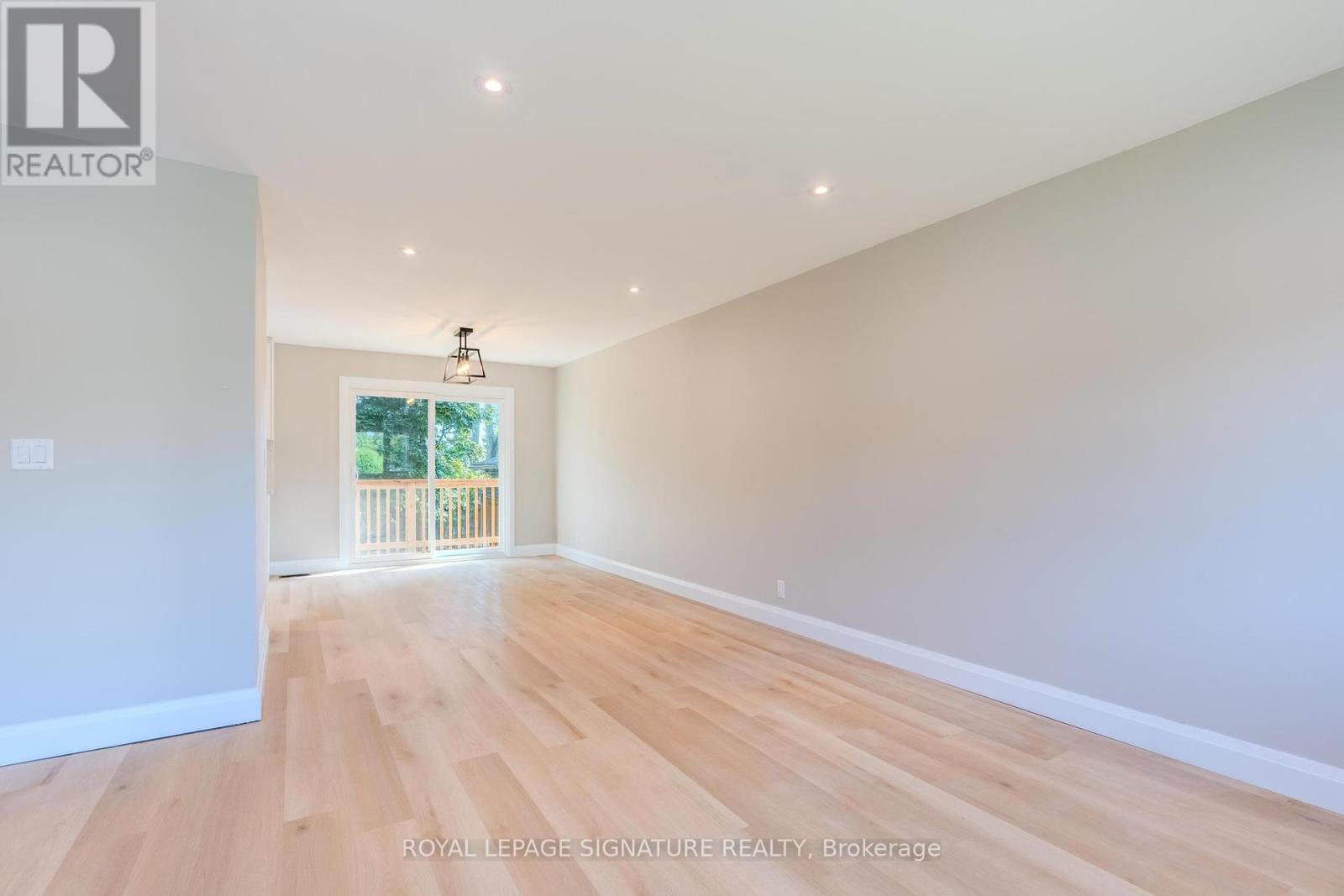 Photo 6 of Main 1337 Cedar Street, Oshawa ON