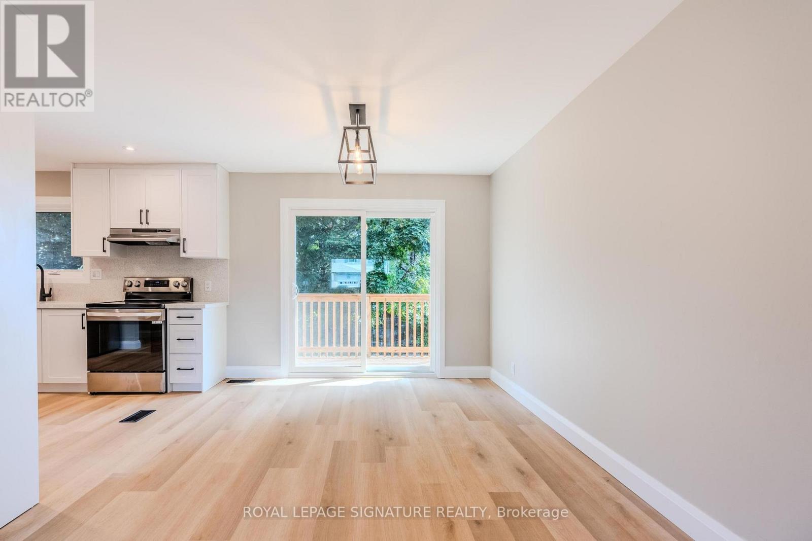 Photo 8 of Main 1337 Cedar Street, Oshawa ON