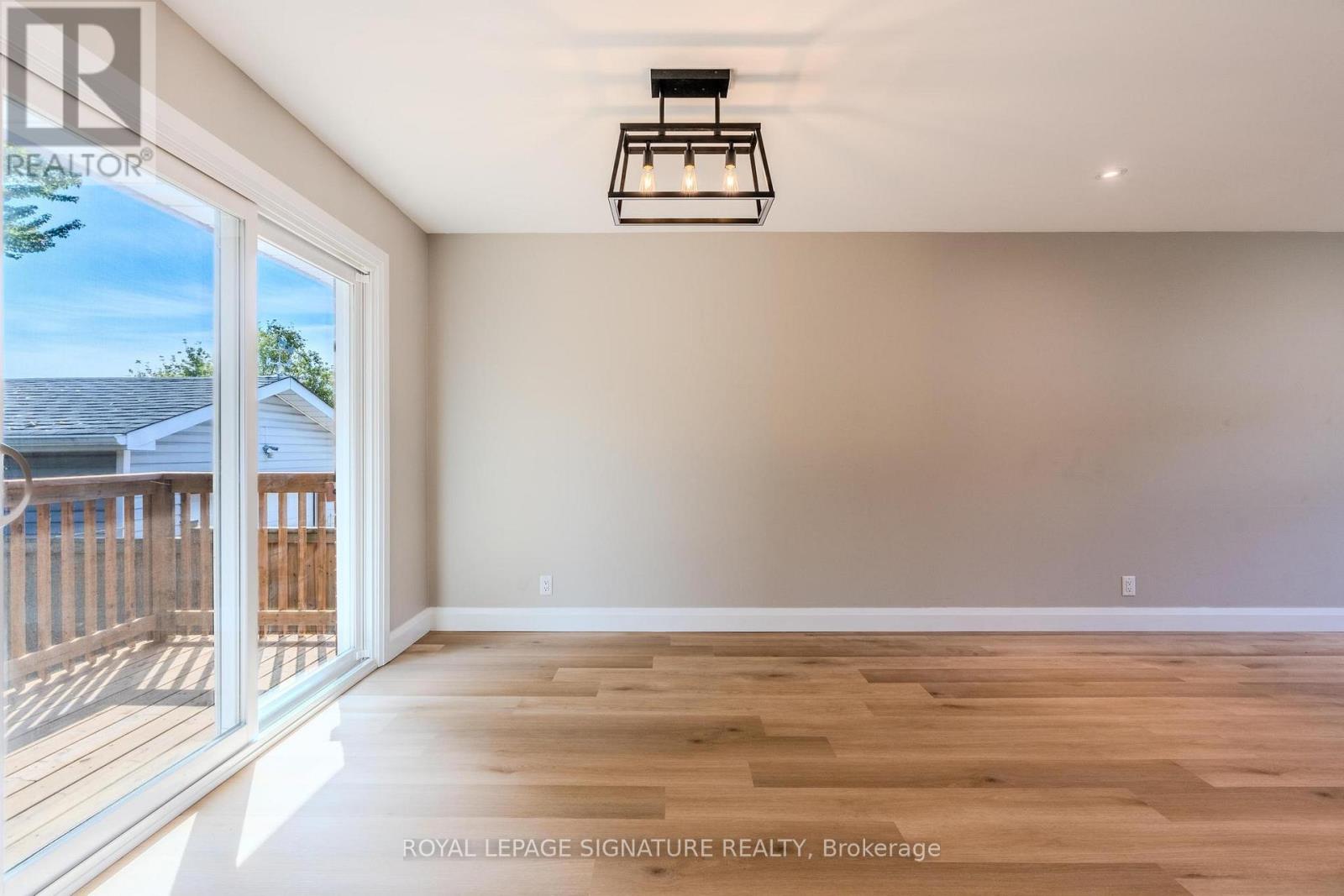 Photo 9 of Main 1337 Cedar Street, Oshawa ON