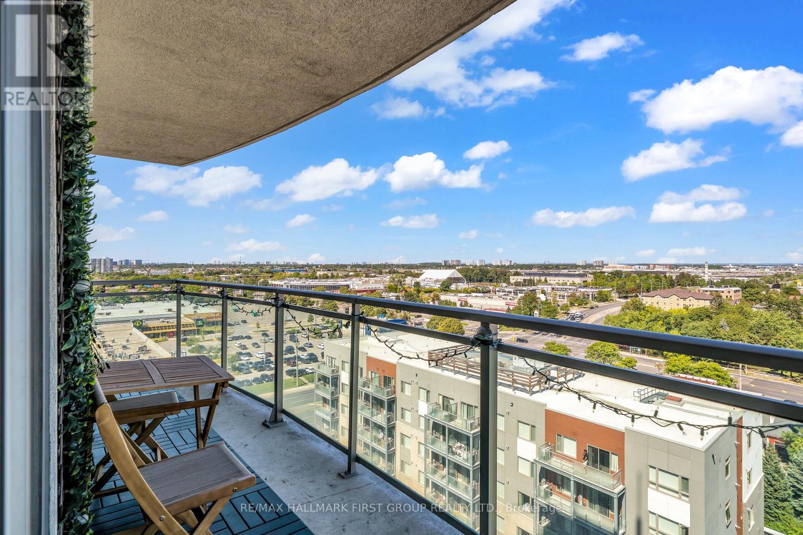Photo 27 of 15 A 6 Rosebank Drive, Toronto ON