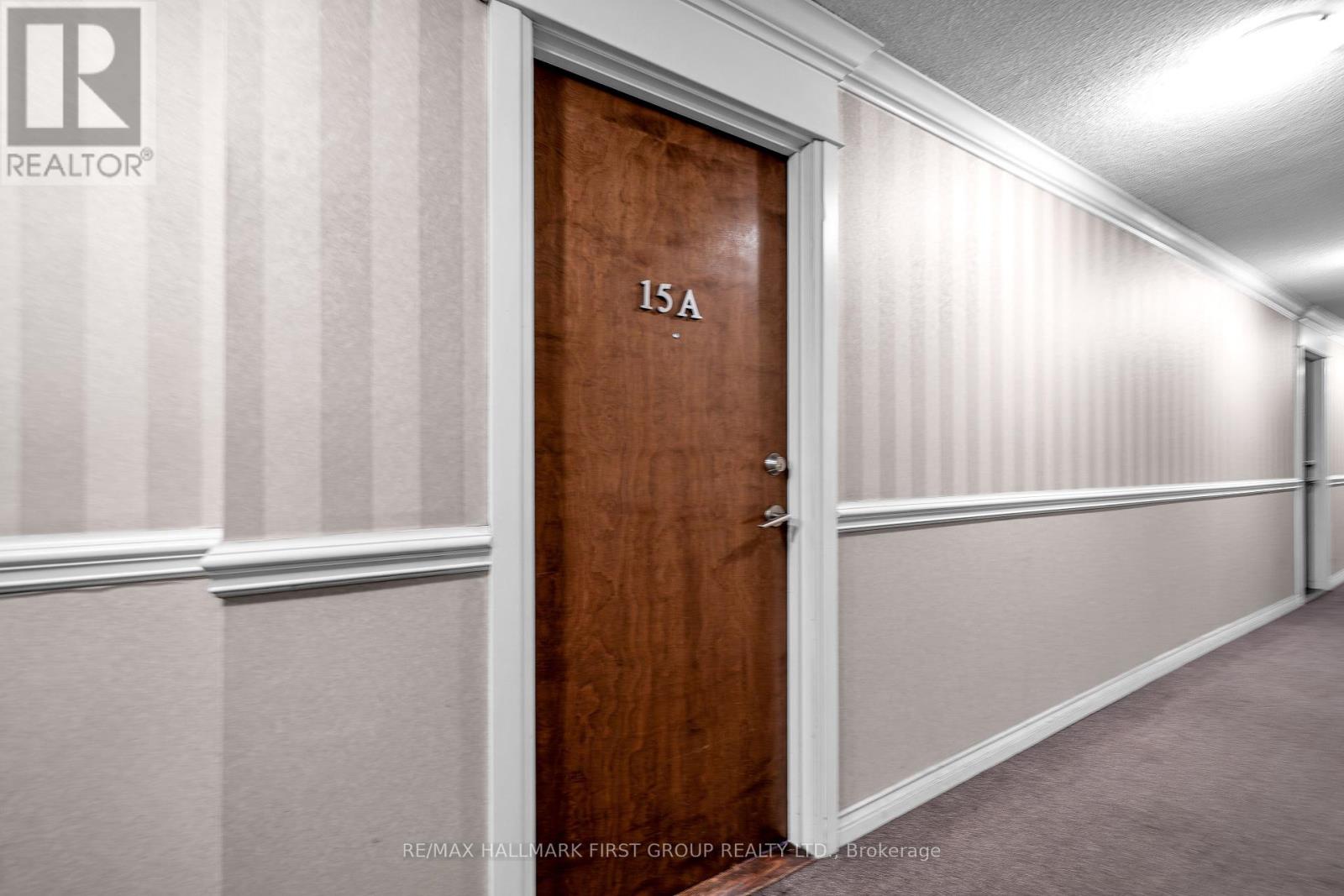 Photo 5 of 15 A 6 Rosebank Drive, Toronto ON