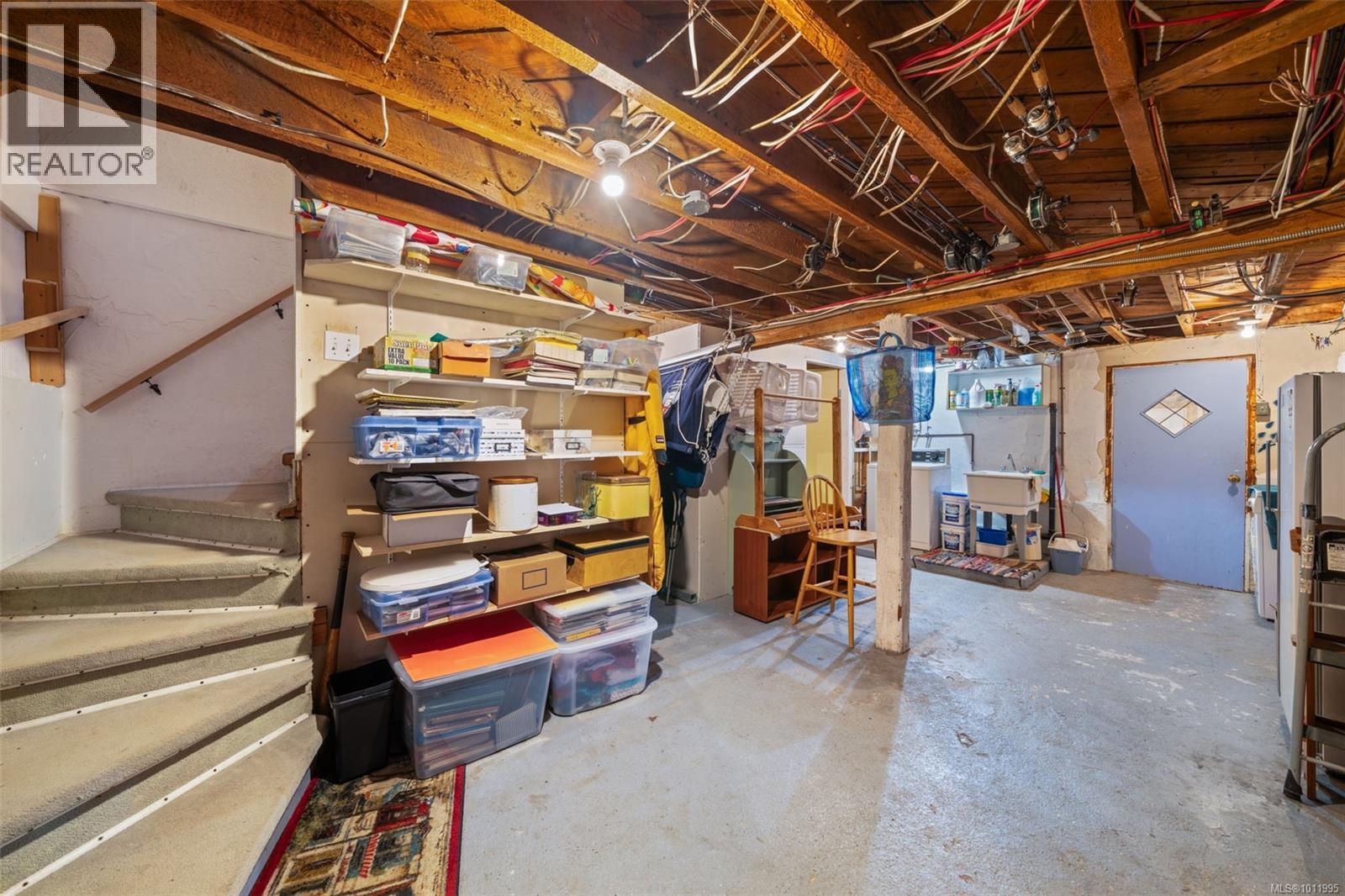  5932 West Saanich Road, Saanich