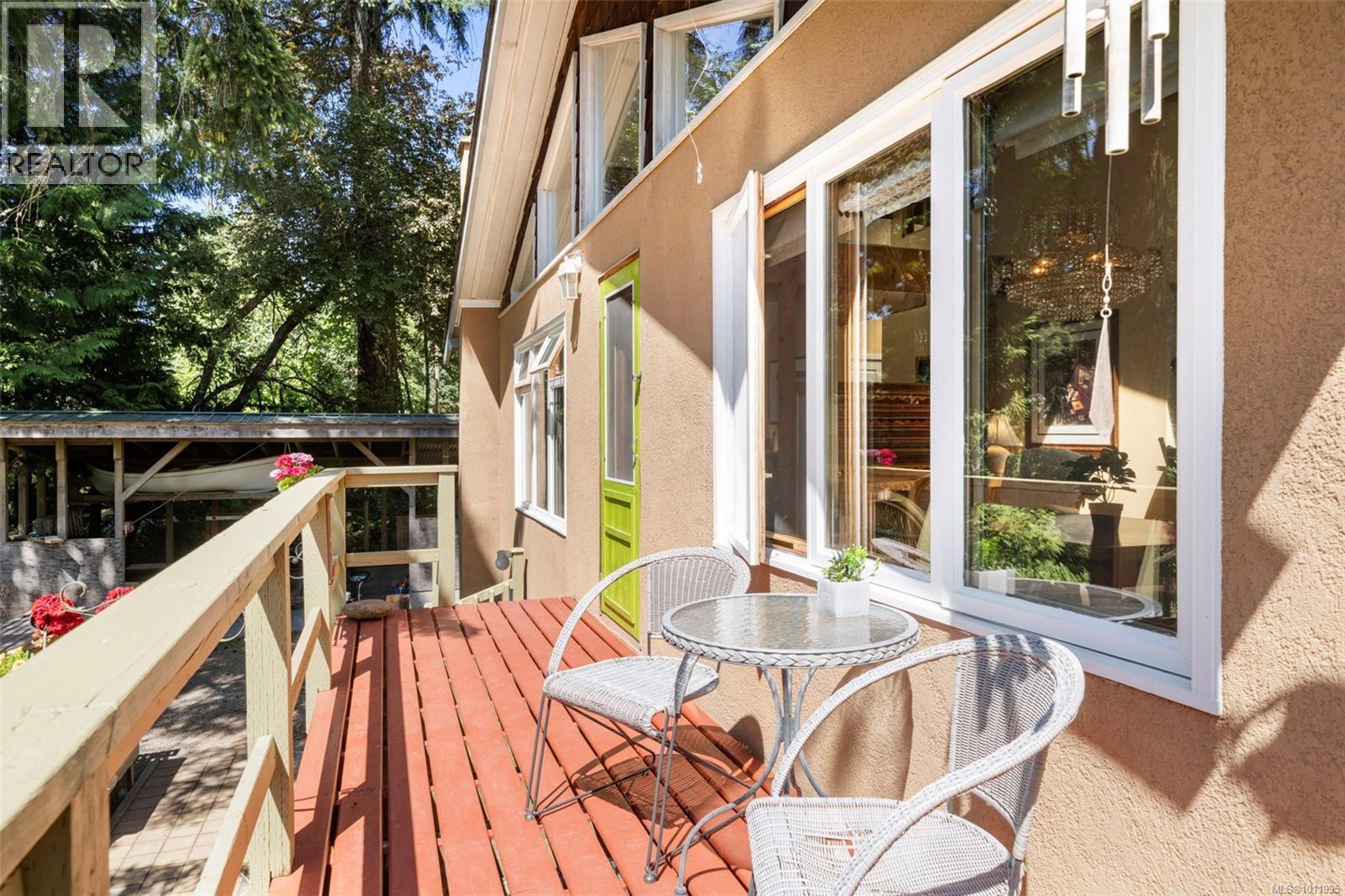 5932 West Saanich Road, Saanich