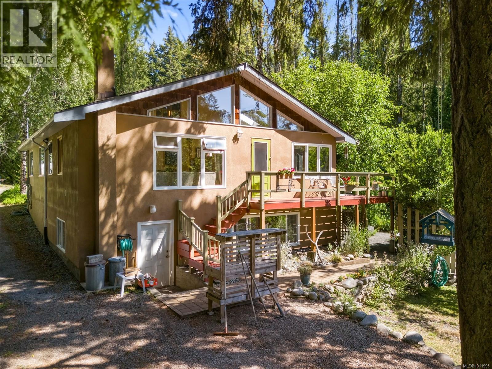  5932 West Saanich Road, Saanich