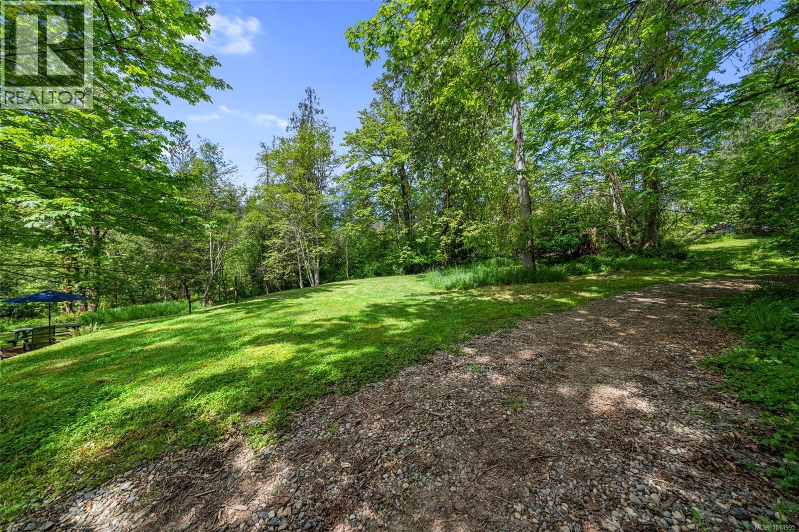  5932 West Saanich Road, Saanich