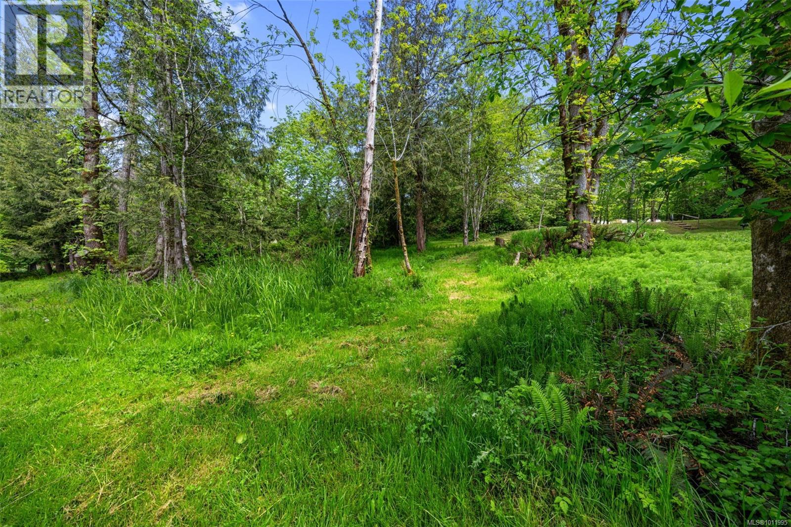 5932 West Saanich Road, Saanich