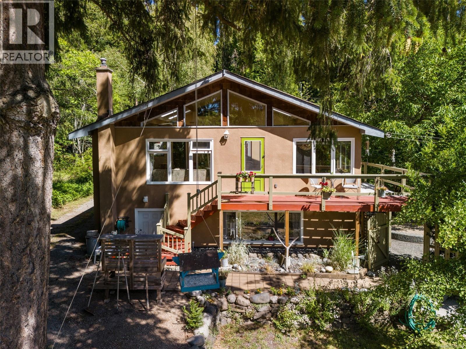  5932 West Saanich Road, Saanich