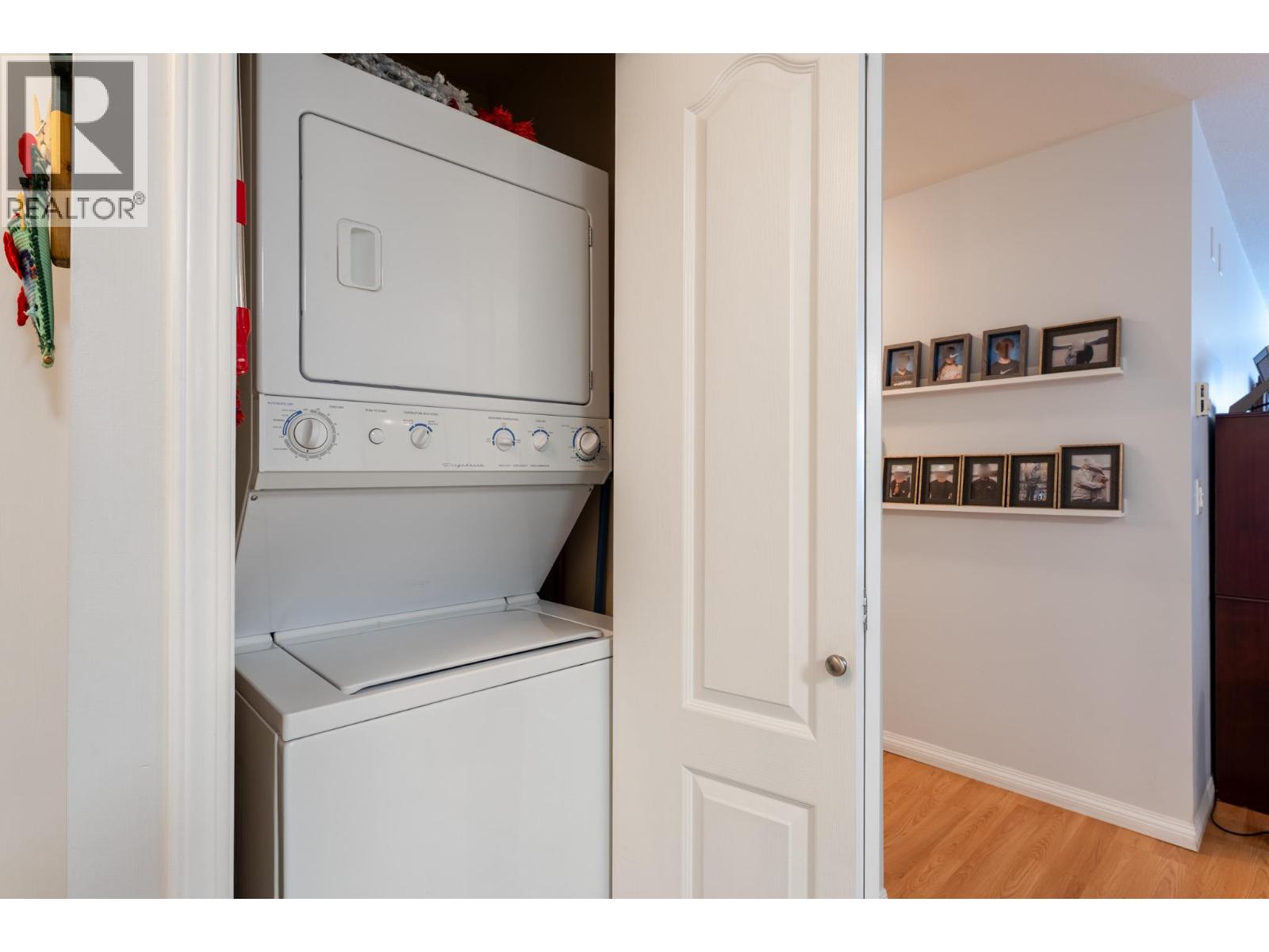 203 710 Rutland Road North, Kelowna