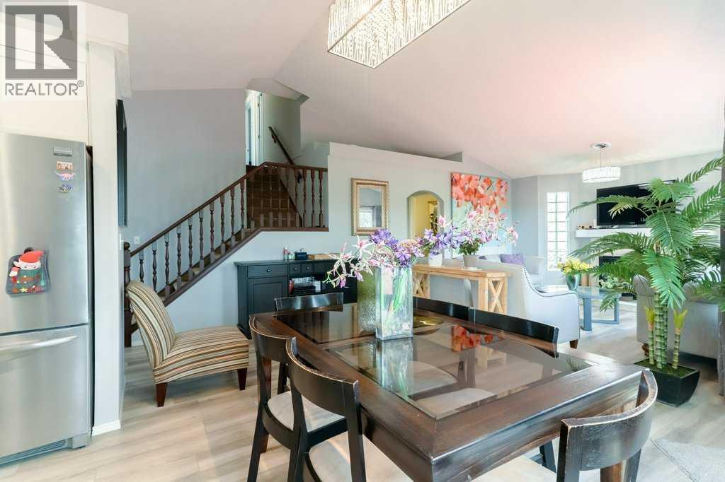 Photo 9 of 138 Hampstead Circle Nw, Calgary AB