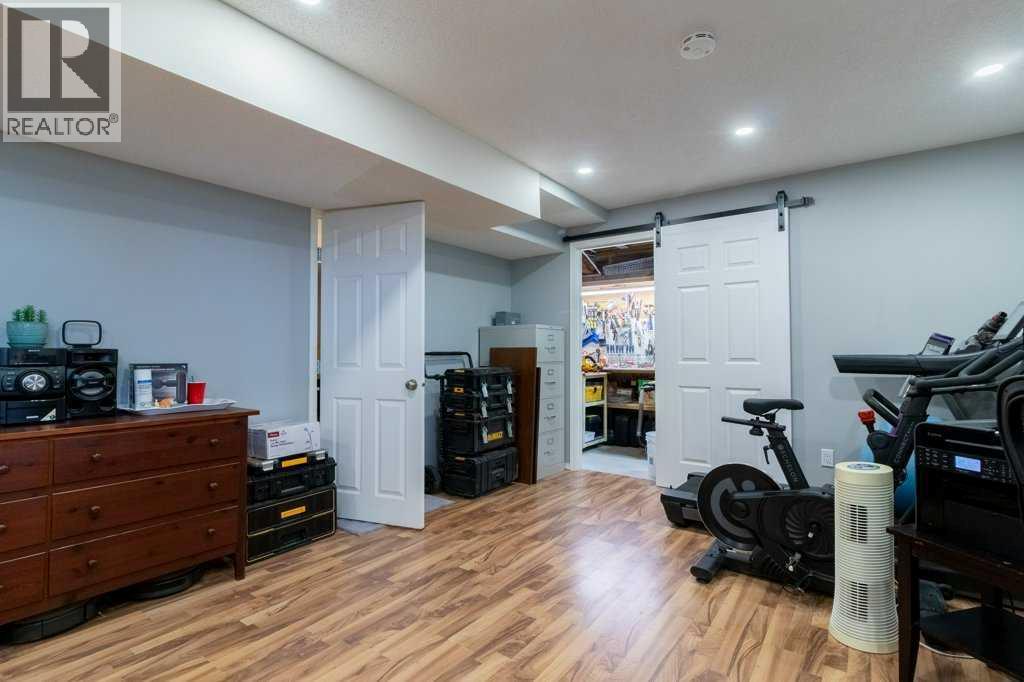 Photo 30 of 138 Hampstead Circle Nw, Calgary AB