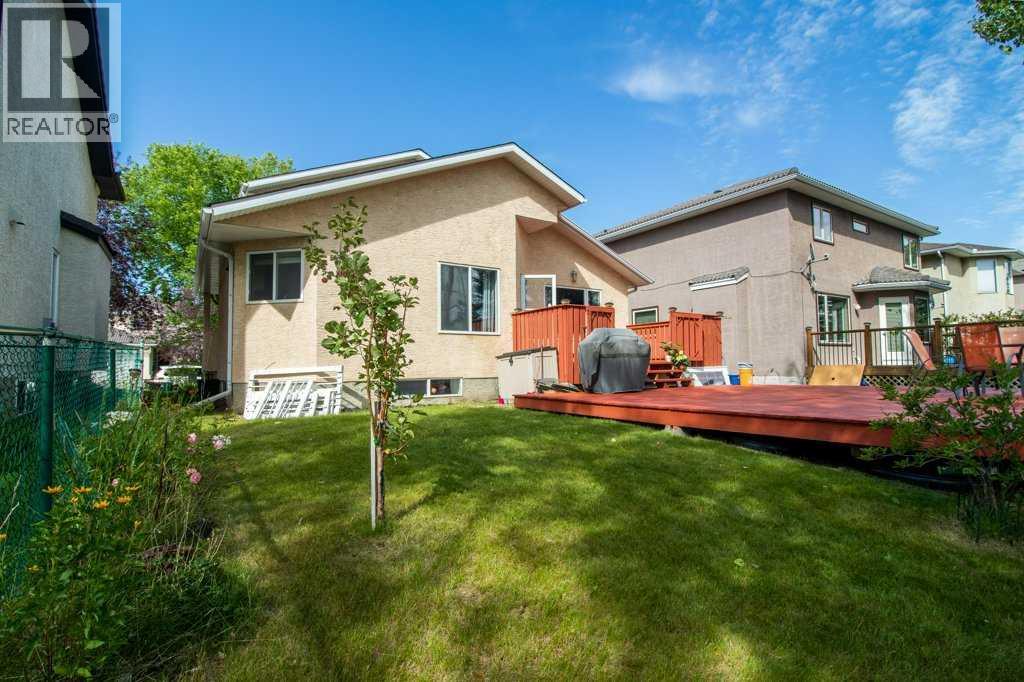 Photo 36 of 138 Hampstead Circle Nw, Calgary AB