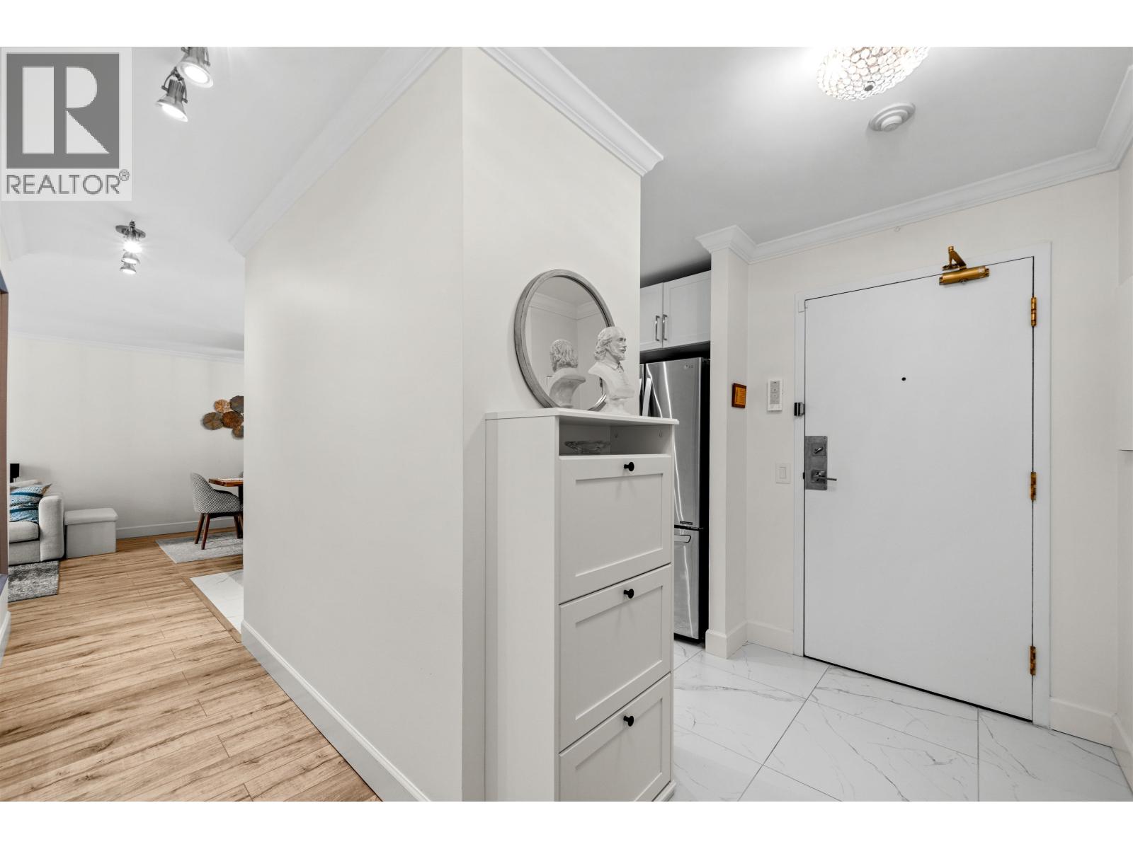 Photo 8 of T 4908 3980 Carrigan Court, Burnaby BC