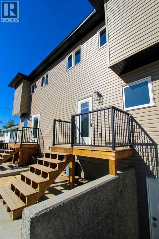 Photo 18 of 1015 17 A Street S, Lethbridge AB