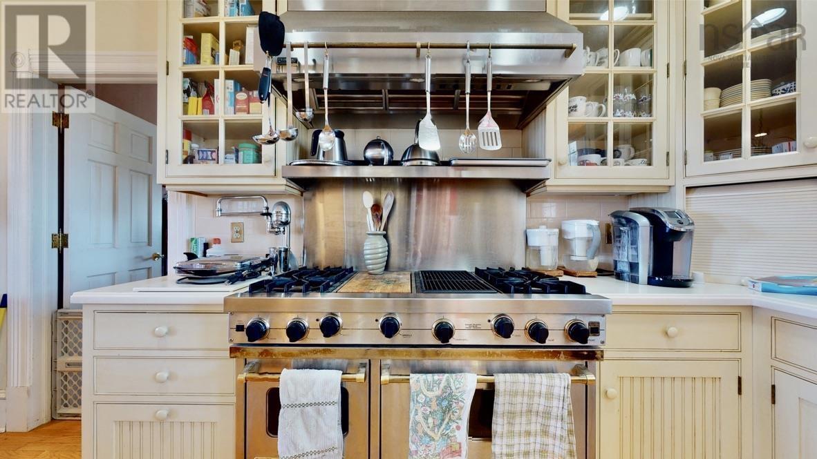 1155 Grand Pre Road - 16