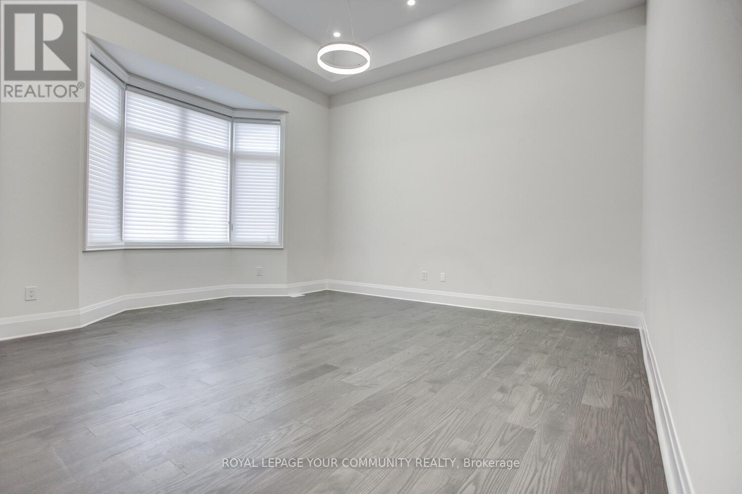 Photo 14 of 13 Bannockburn Drive, Vaughan ON