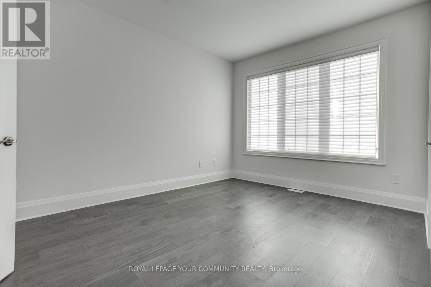 Photo 24 of 13 Bannockburn Drive, Vaughan ON