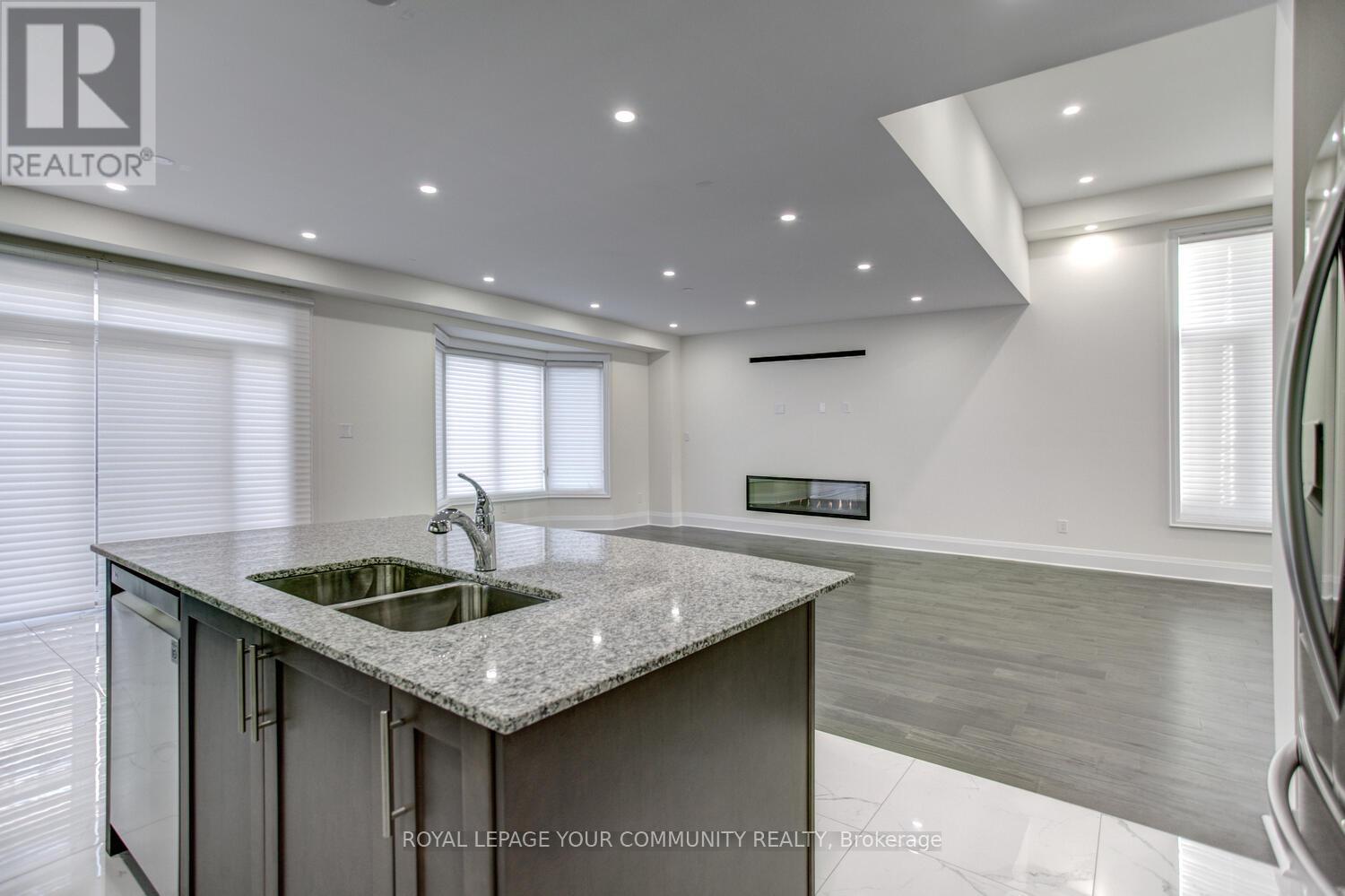 Photo 9 of 13 Bannockburn Drive, Vaughan ON